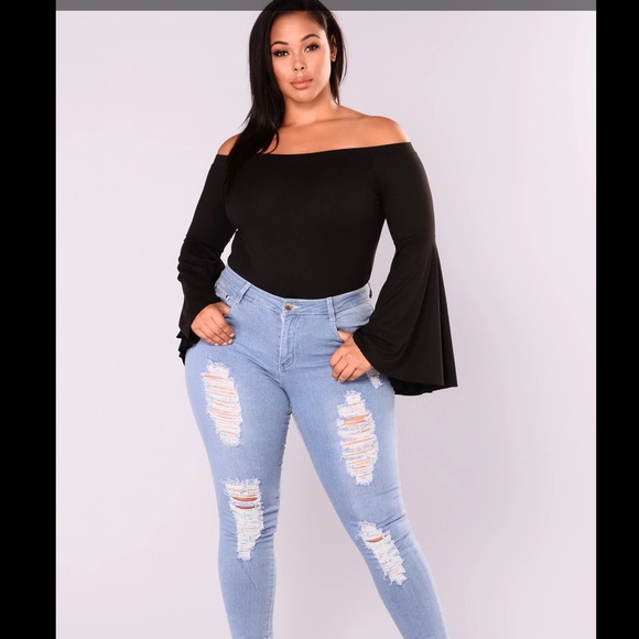 Fashion Nova Tops - NWT Fashion Nova Ellie Off Shoulder Bell Sleeve bodysuit sz 3X